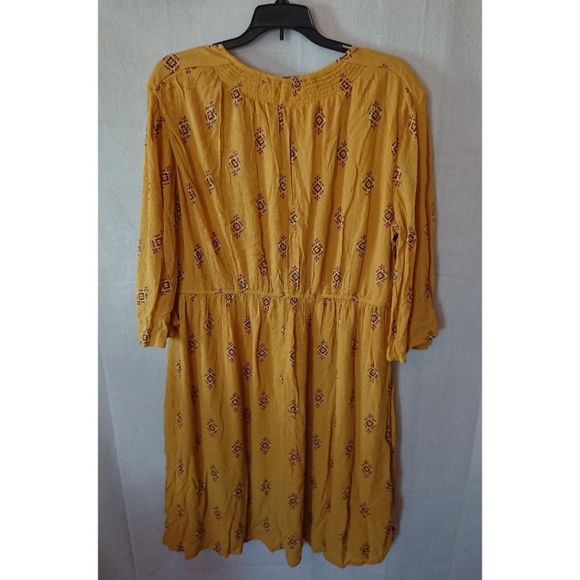 Women's Mustard/Gold Old Navy Flowing Dress - Picture 2 of 8